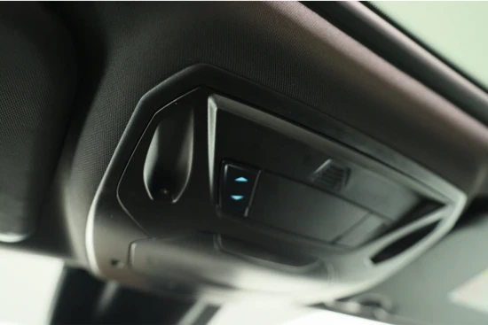 Ford Focus 2.0 ST-3 Performance Pack | Xenon | Sony Audio | Recaro Sportstoelen | Open Dak | Winter Pack | Clima | Navi | Camera | Keyless