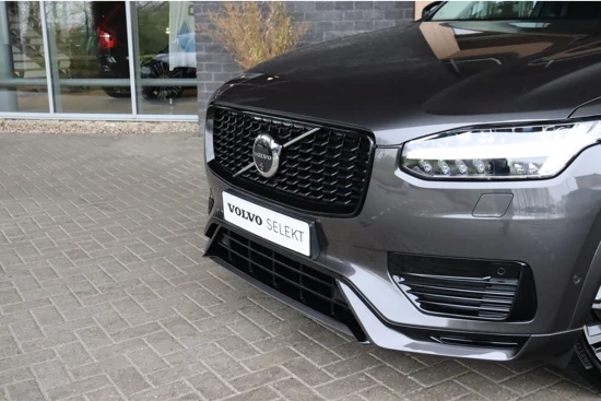 Volvo XC90 T8 AWD Recharge Ultimate Dark Long Range | Full Option | Luchtvering | Bowers & Wilkins | Trekhaak | 360° Camera | Head-Up Displ