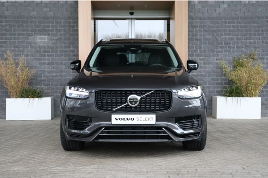 Volvo XC90 T8 AWD Recharge Ultimate Dark Long Range | Full Option | Luchtvering | Bowers & Wilkins | Trekhaak | 360° Camera | Head-Up Displ