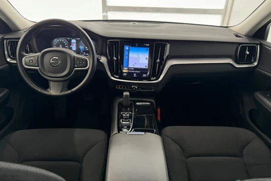 Volvo V60 T6 Recharge AWD Business Pro | Cruise adaptief | BLIS | Parkeerverwarming | Alarm | Carplay | Keyless |