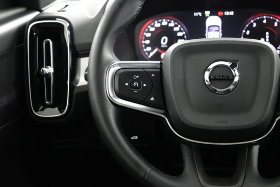 Volvo XC40 1.5 T2 Aut-8 Momentum Business