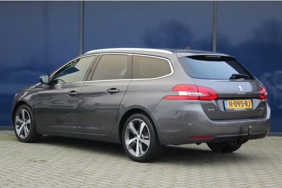 Peugeot 308 SW SW 1.2 130PK Allure | Panorama Dak | Navigatie | Camera | Volleder bekleding | Stoelverwarming | 17"