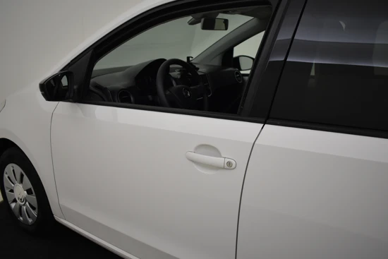 Volkswagen up! 1.0 BMT 60PK move up! | Bluetooth | Regensensor | DAB | LED dagrijverlichting | Airco | Spiegels elektrisch verstelbaar