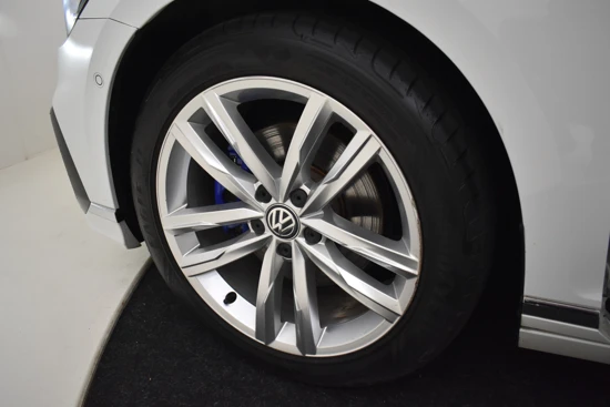 Volkswagen Passat Variant 1.4 TSI PHEV GTE Business 218pk | Adaptief cruise control | Navigatie | Panorama dak | Lederbekleding | Dodehoekdetectie