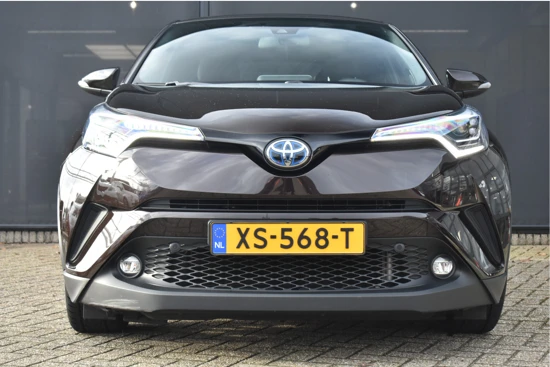 Toyota C-HR 1.8 Hybrid Executive Automaat | Leder | Trekhaak | JBL-Sound | Stoelverwarming | Dodehoek-Detectie | Achteruitrijcamera | Lane-A