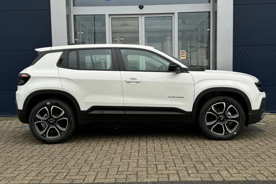 Jeep Avenger 1.2 Altitude | Camera | Sensoren V/A | JBL audio | Cruise Control | Elekt. klep | Navi | Carplay