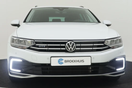 Volkswagen Passat Variant 1.4 TSI PHEV GTE Business 218pk | Adaptief cruise control | Navigatie | App connect | Privacy glass | DAB radio | Led ko