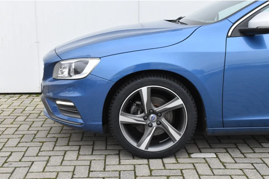 Volvo V60 T3 R-Design - Xenon - TOP STAAT! - Nw. ALL-SEASON - BURSTING BLUE