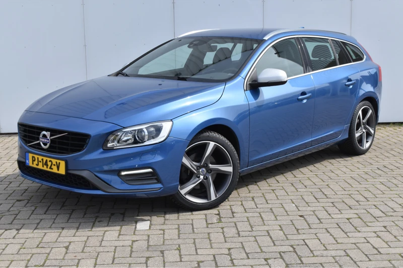 Volvo V60 T3 R-Design - Xenon - Standkachel - BURSTING BLUE #HeleMooieV60!!