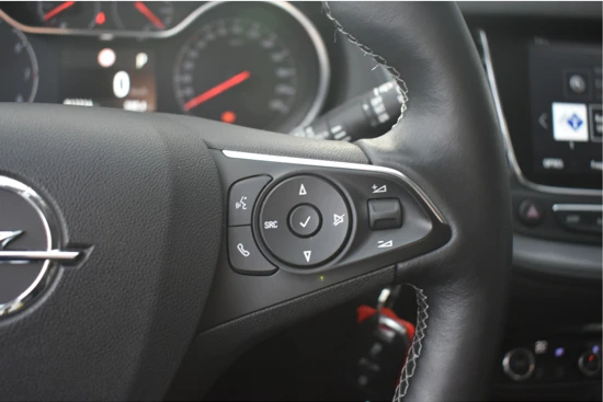 Opel Grandland X 1.2 Turbo Elegance 130pk Automaat | Stuur/Stoelverwarming | AGR-Comfortstoelen | Navigatie | Full-LED | Climate Control | Lane-A