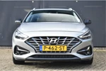 Hyundai i30 Wagon 1.5 T-GDi MHEV Premium 160pk | Trekhaak | Vol-Leder | Elektr. Stoelen | Stoel/Stuurverwarming | Dodehoek-Detectie | Climat