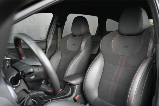 Hyundai i30 Wagon 1.5 T-GDi MHEV N-Line 160pk | Sportstoelen | Stuur/Stoelverwarming | Achteruitrijcamera | Navigatie | Climate Control | Fu