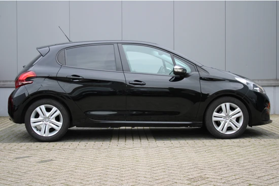 Peugeot 208 1.2 82pk Signature