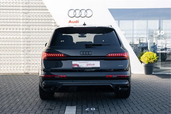 Audi Q7 pro Line S Competition 60 TFSIe 462PK quattro | Adaptive cruise+emergency ass. | Trekhaak | Leder/Alcantara | 22" | Luchtvering