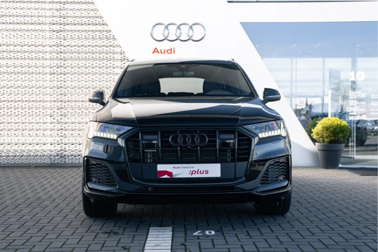 Audi Q7 pro Line S Competition 60 TFSIe 462PK quattro | Adaptive cruise+emergency ass. | Trekhaak | Leder/Alcantara | 22" | Luchtvering