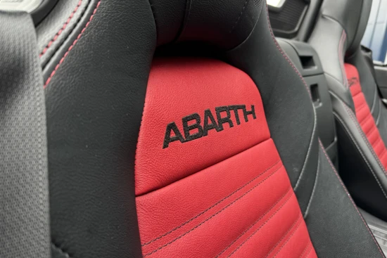 Fiat 124 Spider Abarth 1.4 MultiAir Turbo | Orgineel NL | 170PK Handbak | Cruise | Stoelverwarming | Bose Audio