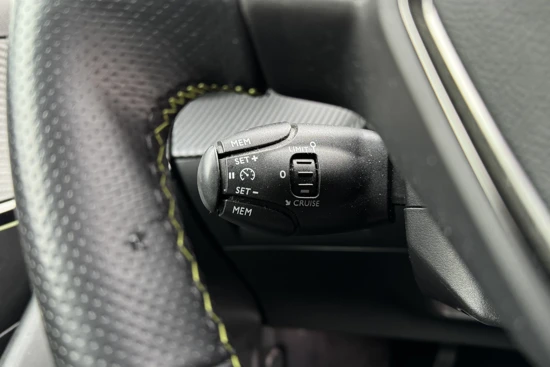 Peugeot 208 1.2 PureTech GT-Line | Cruise Control | Camera + Sensoren achter | Carplay