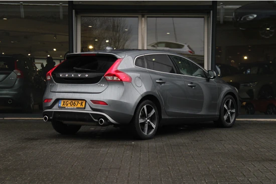 Volvo V40 T3 Polar+ Sport (R-Design) | Harman/Kardon | Panoramadak | Navigatie | Camera | Parkeerassistentie | Stoelverwarming | DAB