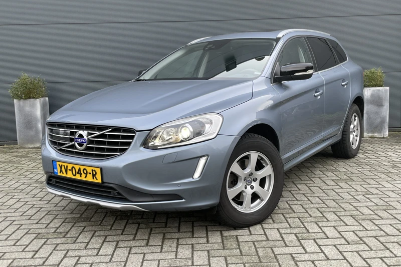 Volvo XC60 2.4 D4 AWD Polar+ | 5 cilinder | Adaptieve CC | Trekhaak |