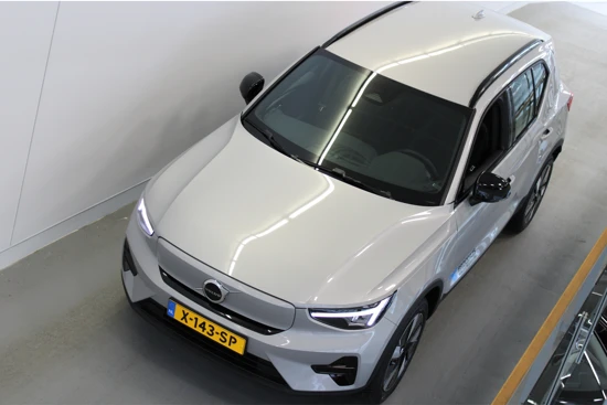 Volvo XC40 Extended Range 252PK Plus | Warmtepomp | Pilot Assist | Alarm | BLIS | Elektr Klep | Stuurverw