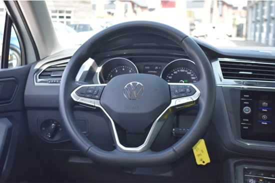 Volkswagen Tiguan 1.5 TSI 150PK DSG-7 Life Business | APP CONNECT | STOELVERW. | LED | 18 INCH