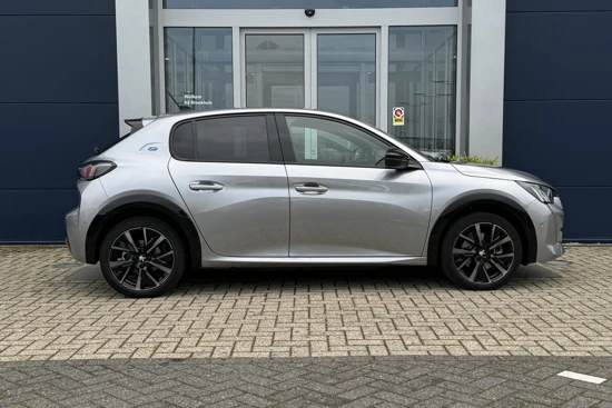 Peugeot e-208 EV GT 50 kWh | €2.000 SEPP | Navi | Carplay | Stoelverwarming | Keyless | Camera