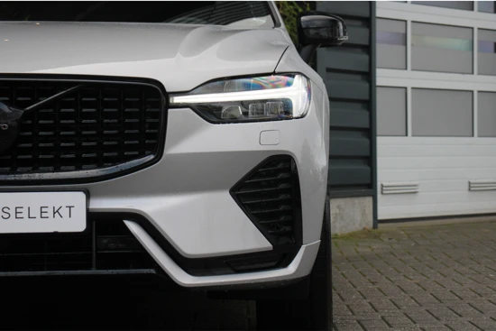 Volvo XC60 Recharge T6 AWD R-Design | Trekhaak | Schuifdak | Harman/Kardon audio | Standkachel | Memory Seats | Stuur- en stoelverwarming