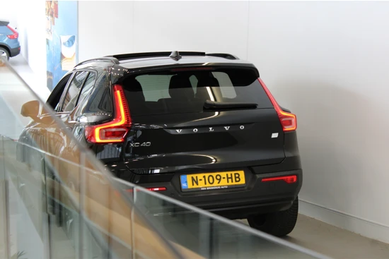 Volvo XC40 Twin 408PK AWD Pro | Panoramadak | 360º view | HK Audio | Elekt Stoelen