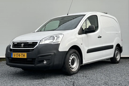 Peugeot Partner 1.6 100 pk L1 Premium | Trekhaak | Airco | Cruise | Houten Laadvloer | Schuifdeur Recht |