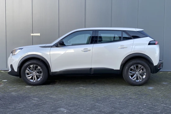 Peugeot 2008 1.2 100pk Active Pack | LED | Climate | Navigatie | NL. Auto | 16" Lichtmetaal | Parkeersensoren | Cruise control | Parelmoer