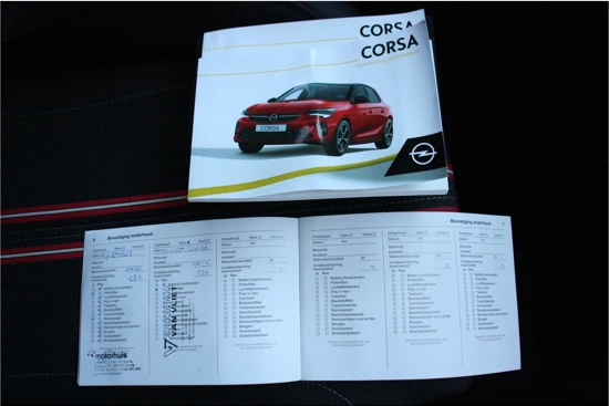 Opel Corsa 1.2 TURBO 100PK GS-LINE / NAVI / LEDER / AIRCO / LED / PDC / 16" LMV / CAMERA / BLUETOOTH / CRUISECONTROL / 1E EIGENAAR / NIEUWS