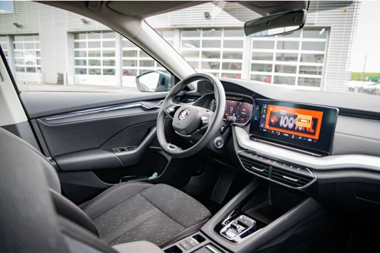 Škoda Octavia Combi Business Edition Plus 1.4 204 pk PHEV | Carplay | Navigatie | Stoelverwarming