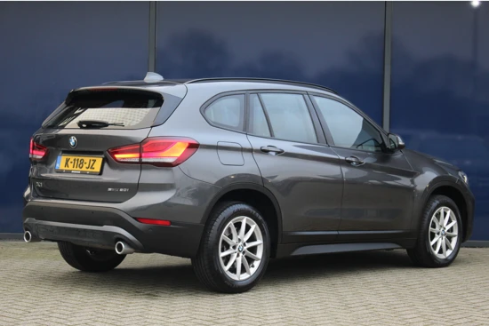 BMW X1 2.0i 180PK Executive Edition | Sportstoelen | Navi | LED | Cruise C. | Parkeerassistent