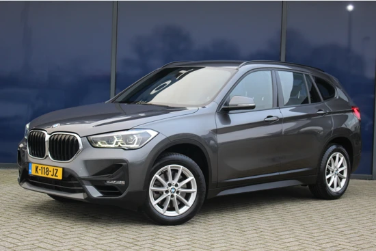 BMW X1 2.0i 180PK Executive Edition | Sportstoelen | Navi | LED | Cruise C. | Parkeerassistent