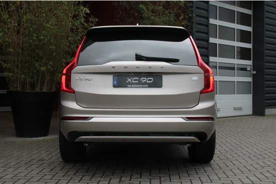 Volvo XC90 T8 Recharge AWD Ultimate Dark | Harman/Kardon | Schuifdak | Camera | Adaptive Cruise | BLIS | 22" Velgen