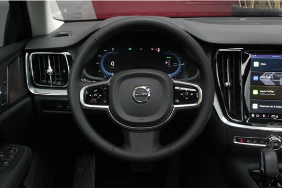 Volvo S60 2.0 Recharge T6 AWD Plus Dark | Schuifdak | Harman/Kardon audio | Geheugen stoelen | Adaptieve Cruise met Stuurhulp | Stuur- en