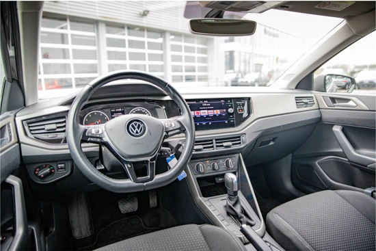 Volkswagen Polo 1.0 TSI DSG Comfortline | Navigatie | Carplay | Sensoren | Cruise control