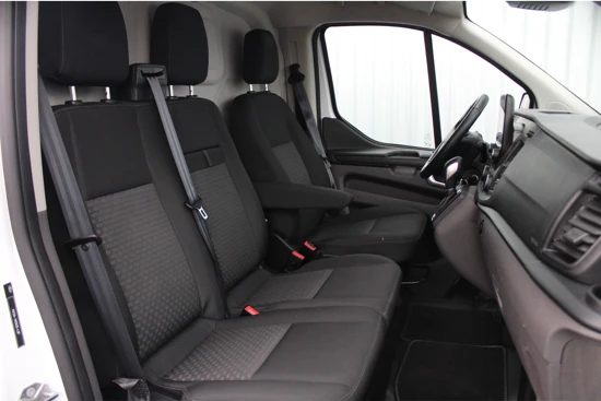 Ford Transit Custom 2.0 TDCI 130PK 300 L2H1 Automaat | Verlengde Garantie 2+3 jaar/200,000KM | Trekhaak! | Voorruitverwarming Navigatie | Camera |