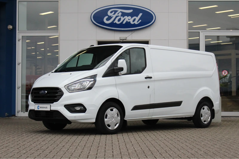 Ford Transit Custom 2.0 TDCi 130PK 300 L2H1 Automaat | Verlengde Garantie 2+3 jaar/200,000KM | Trekhaak | Camera | Apple Carplay/Android Auto | Voor