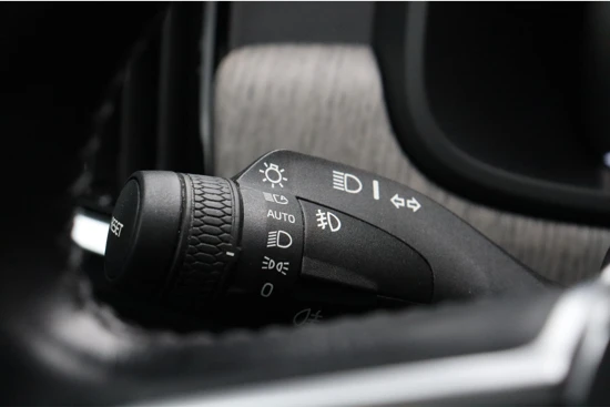 Volvo V90 T6 AWD Recharge Inscription | Schuifdak | Trekhaak | Camera | Stoel en Stuurwielverwarming | Standkachel met Volvo On Call App |