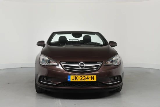 Opel Cascada 1.4 Turbo ecoFLEX Innovation | Dealer Onderhouden | Leder | Camera | Stoel-/ stuurverwarming | Navigatie | 19" Lichtmetalen velg