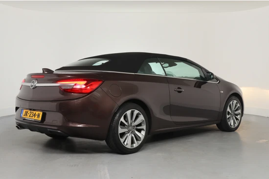 Opel Cascada 1.4 Turbo ecoFLEX Innovation | Dealer Onderhouden | Leder | Camera | Stoel-/ stuurverwarming | Navigatie | 19" Lichtmetalen velg