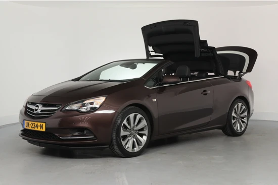 Opel Cascada 1.4 Turbo ecoFLEX Innovation | Dealer Onderhouden | Leder | Camera | Stoel-/ stuurverwarming | Navigatie | 19" Lichtmetalen velg