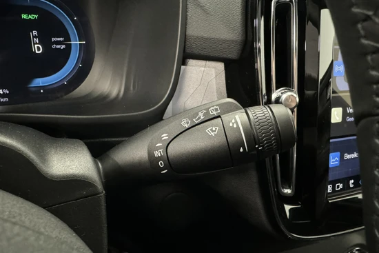 Volvo XC40 Extended Range Ultimate 82 kWh | Pixel LED | Alcantara | 20" wielen | 360o camera | Getint glas |