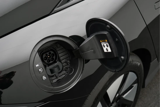 Hyundai IONIQ 6 Connect 77 kWh 229 pk | € 11.390 Voordeel !!