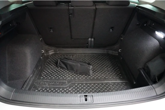 Volkswagen Tiguan 1.5 TSI 150PK DSG Life | Ergo Stoelen | Trekhaak | Camera