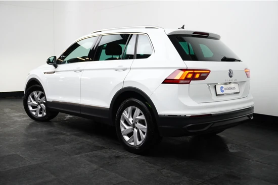 Volkswagen Tiguan 1.5 TSI 150PK DSG Life | Ergo Stoelen | Trekhaak | Camera