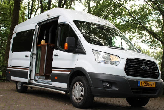 Ford Transit Transit Camper Stealth Camper | BUSCAMPER | AIRCO | VOORRUITVERWARMING | CRUISE | CAMERA | TREKHAAK | NETTE