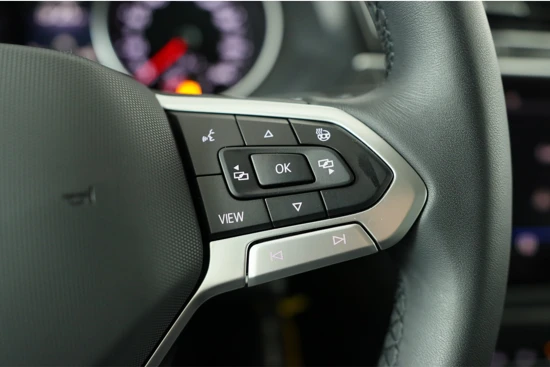 Volkswagen Tiguan 1.5 TSI Elegance | Automaat | Navi by App | Adaptieve Cruise | Camera | Stoel/Stuurverwarming |