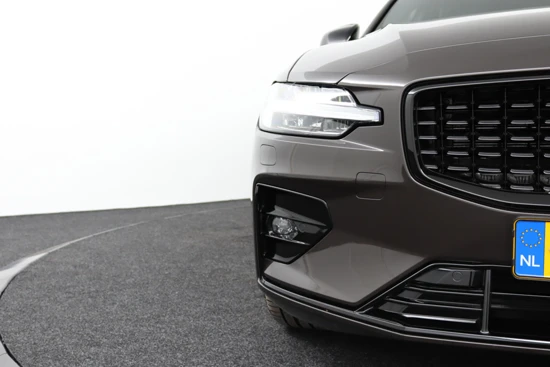 Volvo V60 B4 Plus Dark